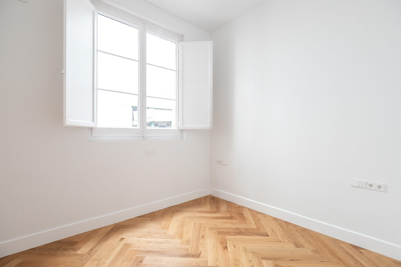 Apartamento en Barcelona, España 3 dormitorios,  No. 140990