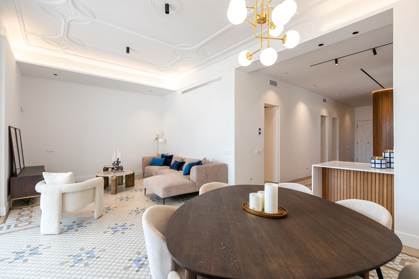 Apartamento en Barcelona, España 3 dormitorios,  No. 140990