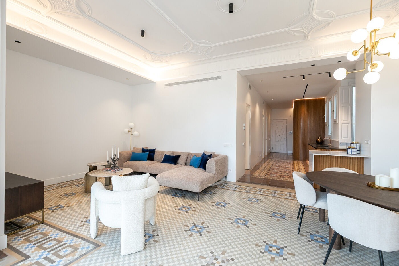 Apartamento en Barcelona, España 3 dormitorios,  No. 140990