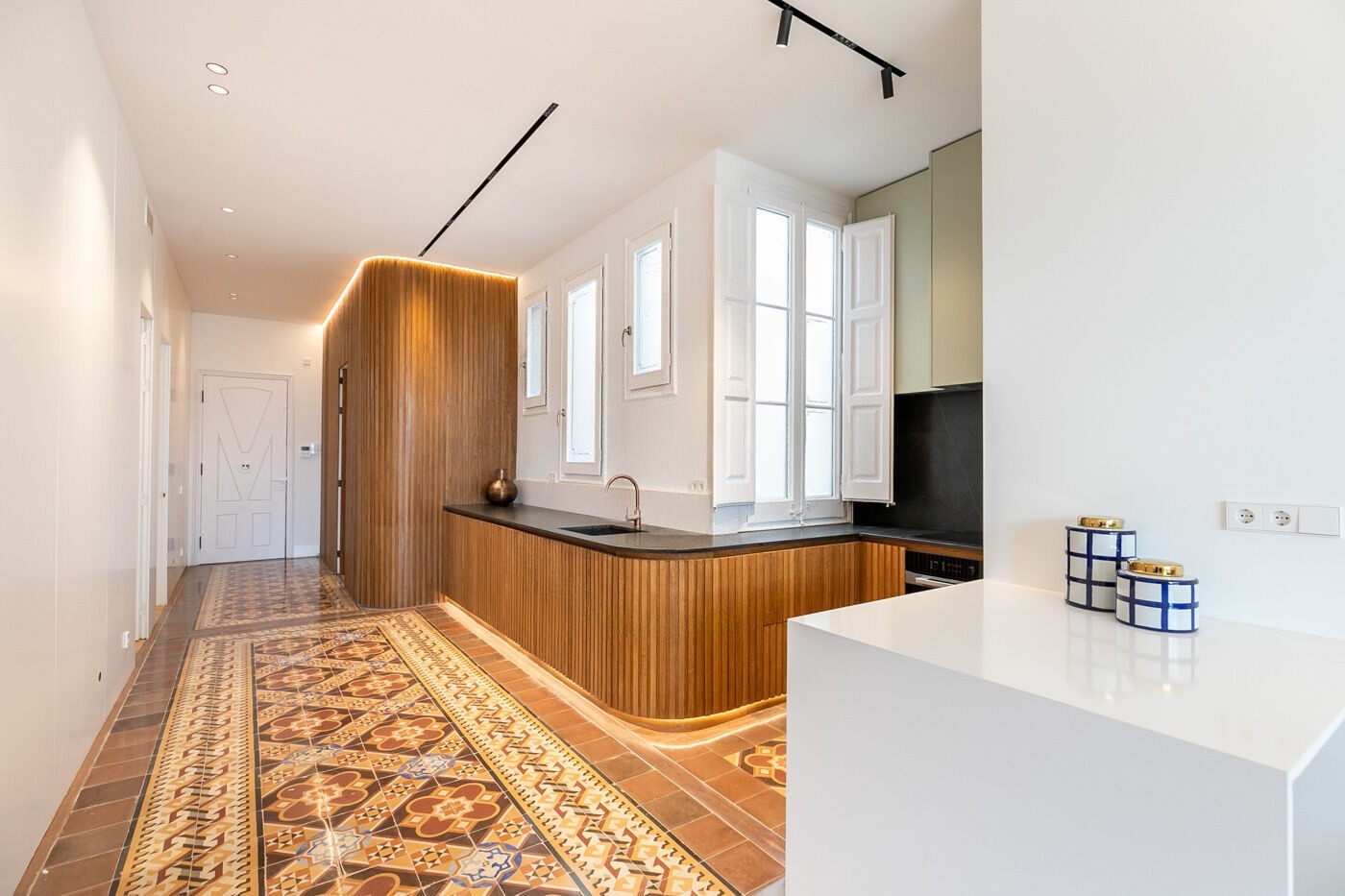 Apartamento en Barcelona, España 3 dormitorios,  No. 140990