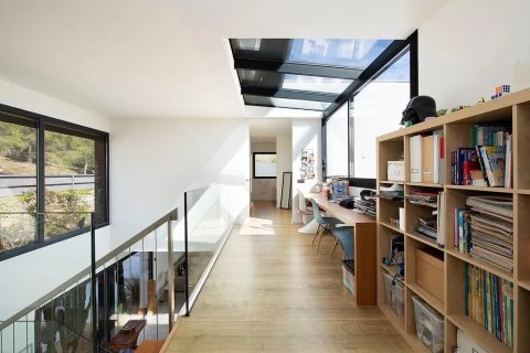 Продажа дома в Кастельдефельс, Барселона, Испания 6 спален, 407м2 №140993 - фото 18