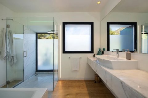 Продажа дома в Кастельдефельс, Барселона, Испания 6 спален, 407м2 №140993 - фото 23