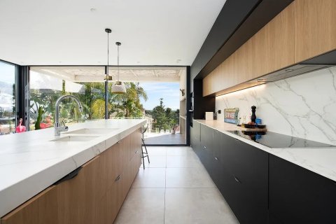 Продажа дома в Кастельдефельс, Барселона, Испания 6 спален, 407м2 №140993 - фото 14