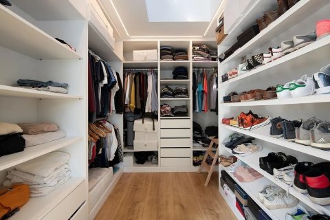 Продажа дома в Кастельдефельс, Барселона, Испания 6 спален, 407м2 №140993 - фото 22