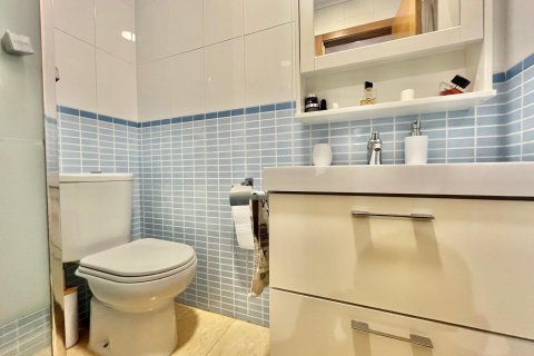 Apartamento en venta en Torrevieja, Alicante, España 3 dormitorios, 86 m2 No. 144662 - foto 13