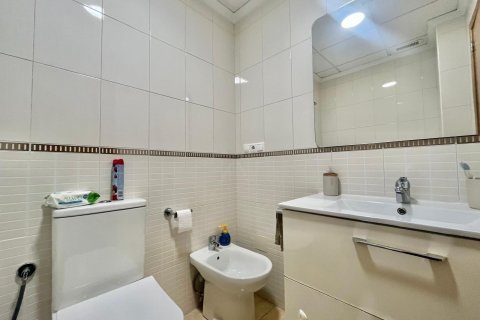 Apartamento en venta en Torrevieja, Alicante, España 3 dormitorios, 86 m2 No. 144662 - foto 19