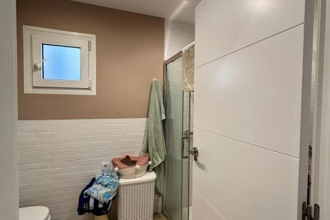 Kattohuoneisto myytävänä La Mata, Alicante, Espanja, 1 makuuhuone, 65.99 m2 No. 144664 - kuva 4