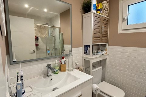 Kattohuoneisto myytävänä La Mata, Alicante, Espanja, 1 makuuhuone, 65.99 m2 No. 144664 - kuva 5