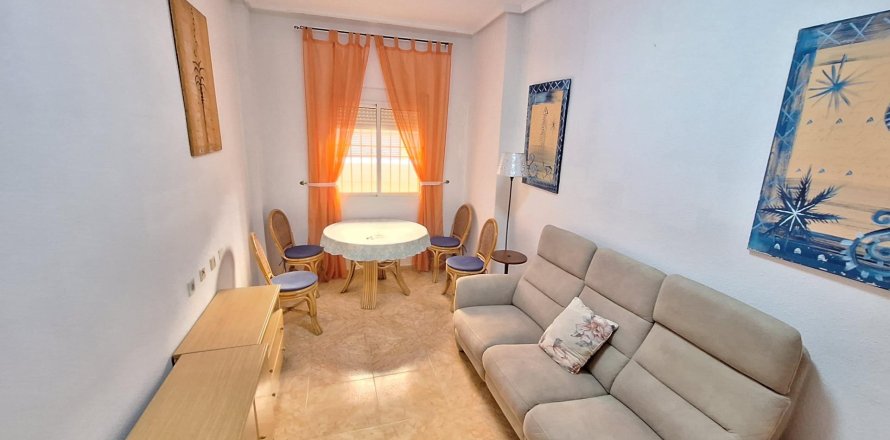 Appartamento a Torrevieja, Alicante, Spagna 56 mq. N° 144665