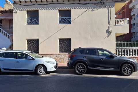 Māja pārdošanā Torrevieja, Alicante, Spānijā 3 istabas, 116 m2 Nr. 144666 - attēls 2