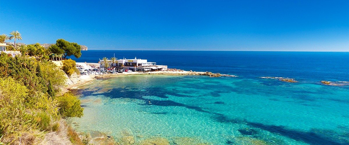 Villa i Benissa, Alicante, Spanien 4 sovrum, 548 kvm. Nr. 111444