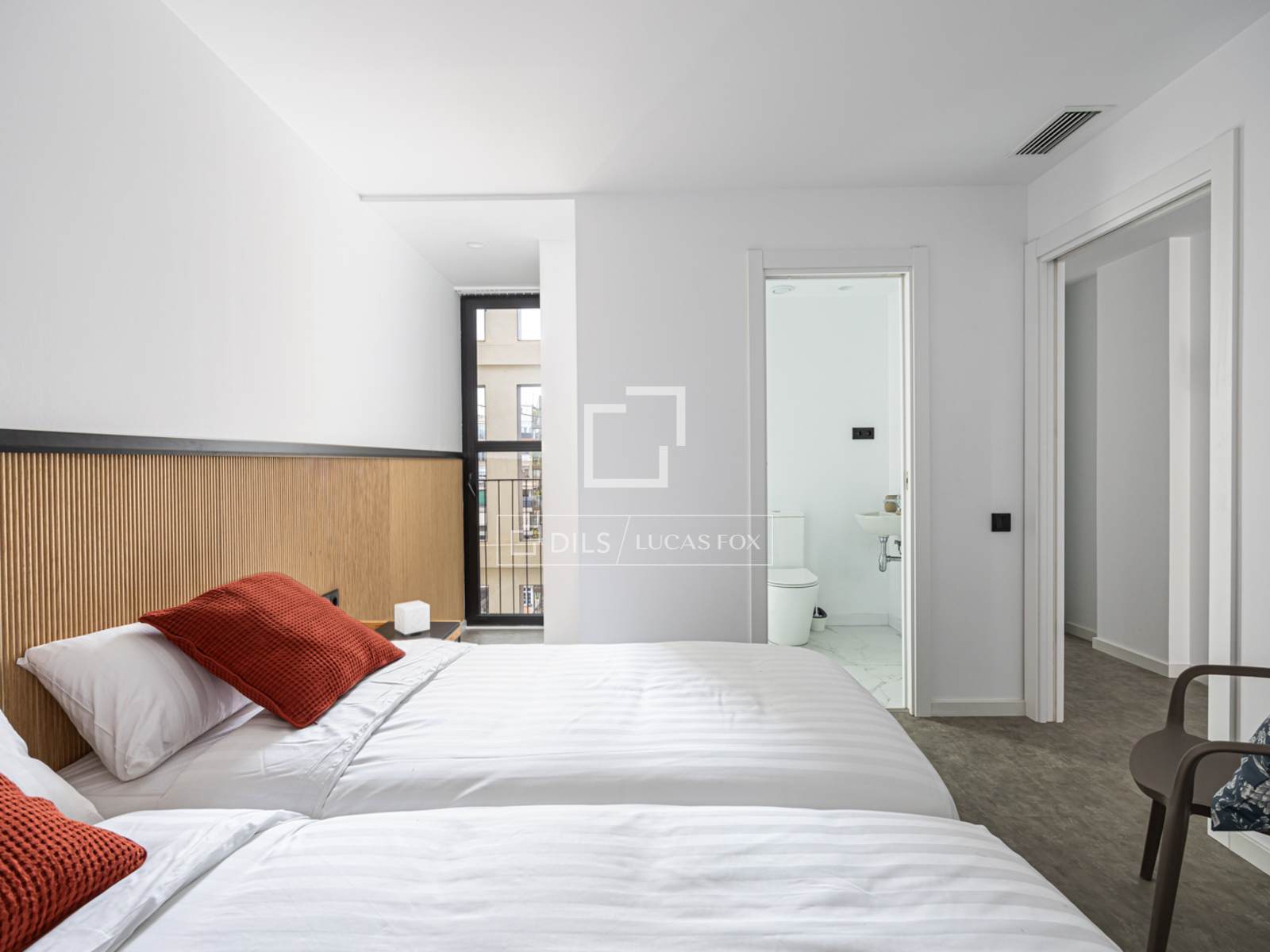 Huoneisto Barcelona, Espanja 2 makuuhuonetta, 107 m2 No. 192650