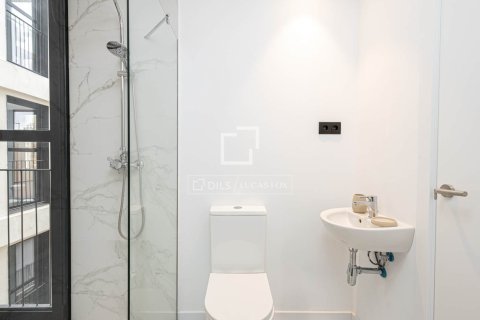 Apartment for sale in Barcelona, Spain 2 bedrooms, 107 sq.m. No. 192650 - photo 16