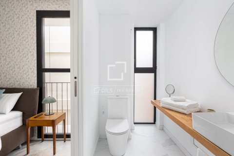 Apartment for sale in Barcelona, Spain 2 bedrooms, 107 sq.m. No. 192648 - photo 23