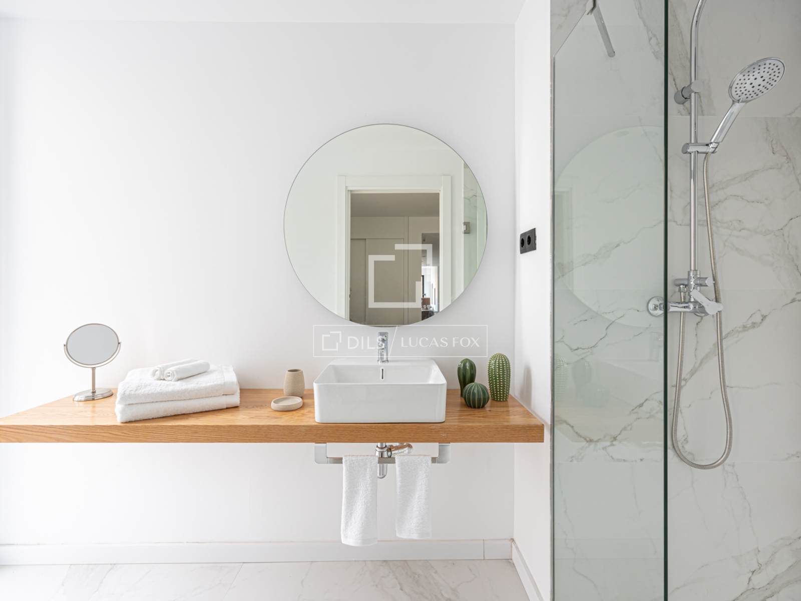 Huoneisto Barcelona, Espanja 2 makuuhuonetta, 107 m2 No. 192646