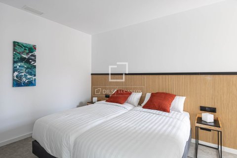 Apartment for sale in Barcelona, Spain 2 bedrooms, 107 sq.m. No. 192646 - photo 11