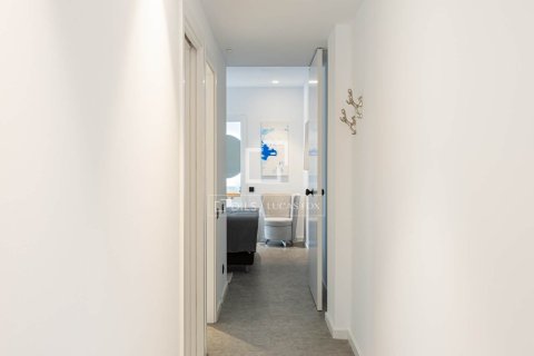 Apartment for sale in Barcelona, Spain 2 bedrooms, 107 sq.m. No. 192646 - photo 22