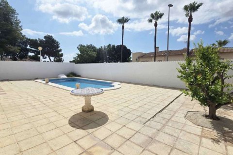 Villa à vendre Rojales, Alicante, Espagne, 4 chambres, 190 m2 No. 137763 - photo 30