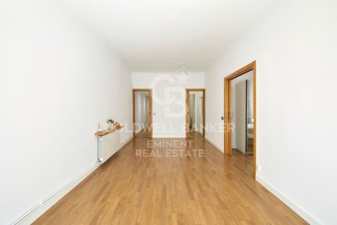 Apartment à Barcelona, Espagne 4 chambres, 90 m2 No. 178627
