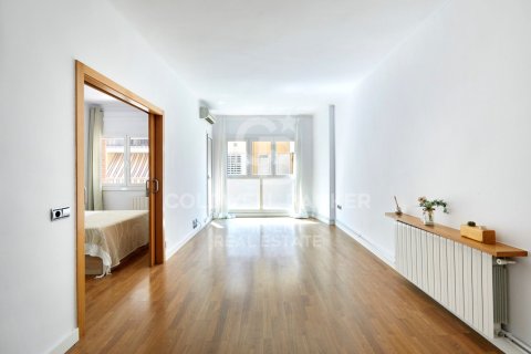 Apartment à vendre à Barcelona, Espagne, 4 chambres, 90 m2 No. 178627 - photo 5