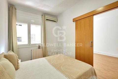 Apartment à vendre à Barcelona, Espagne, 4 chambres, 90 m2 No. 178627 - photo 22