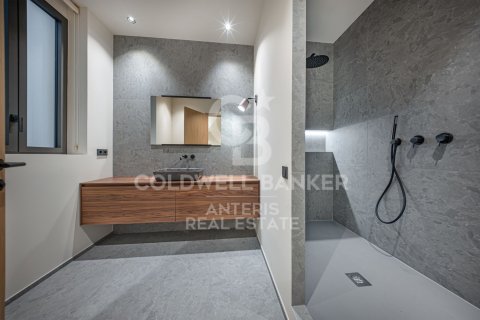 Apartment à vendre à Barcelona, Espagne, 3 chambres, 183 m2 No. 178629 - photo 17