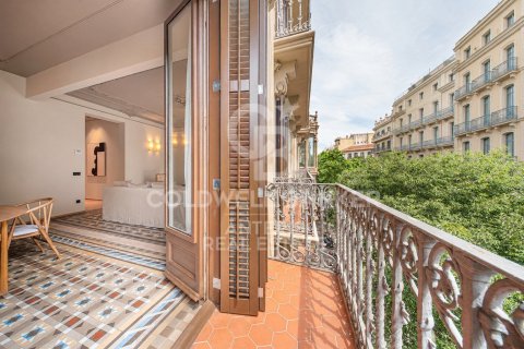 Apartment à Barcelona, Espagne 3 chambres, 183 m2 No. 178629