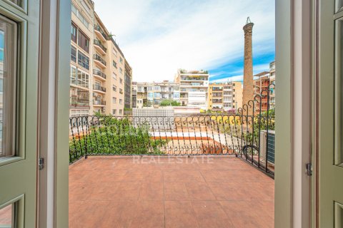 Apartment à vendre à Barcelona, Espagne, 3 chambres, 183 m2 No. 178629 - photo 2