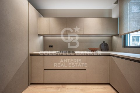 Apartment à vendre à Barcelona, Espagne, 3 chambres, 183 m2 No. 178629 - photo 6