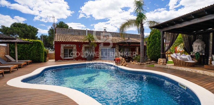 Villa à Alcanar, Tarragona, Espagne 4 chambres, 424 m2 No. 178628
