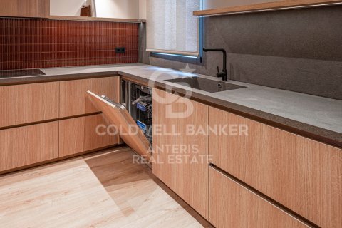 Apartment à vendre à Barcelona, Espagne, 4 chambres, 190 m2 No. 178630 - photo 10