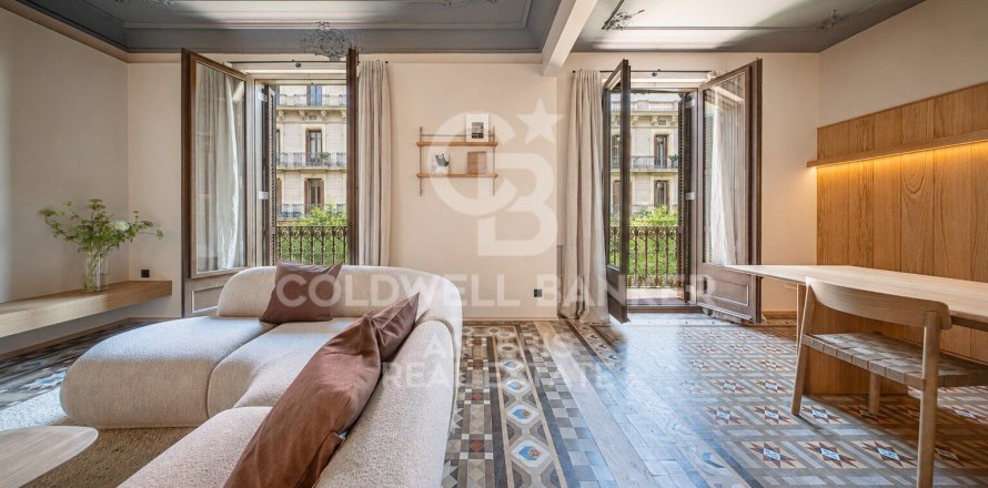 Apartment à Barcelona, Espagne 4 chambres, 190 m2 No. 178630