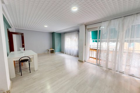 Apartment à vendre à Valencia, Espagne, 3 chambres, 65 m2 No. 140713 - photo 5