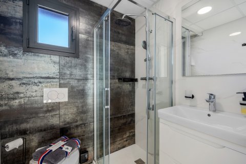 Villa till salu i Alicante, Spanien 4 sovrum, 212 kvm. Nr. 140710 - foto 11