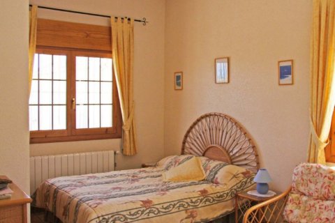 Finca in vendita a Daya Vieja, Alicante, Spagna 6 camere da letto, 246 mq. N° 144769 - foto 7