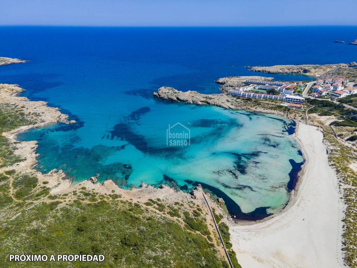 Tontti Es Mercadal, Menorca, Espanja No. 74802