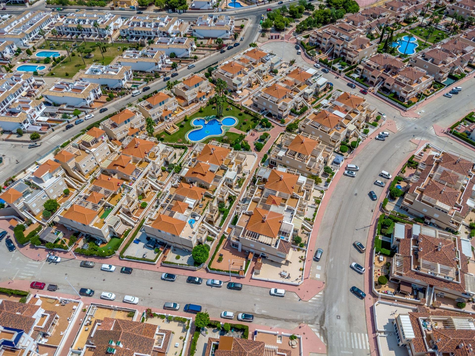 Bungalo Punta Prima, Alicante, Spānijā 1 istaba, 55 m2 Nr. 168561
