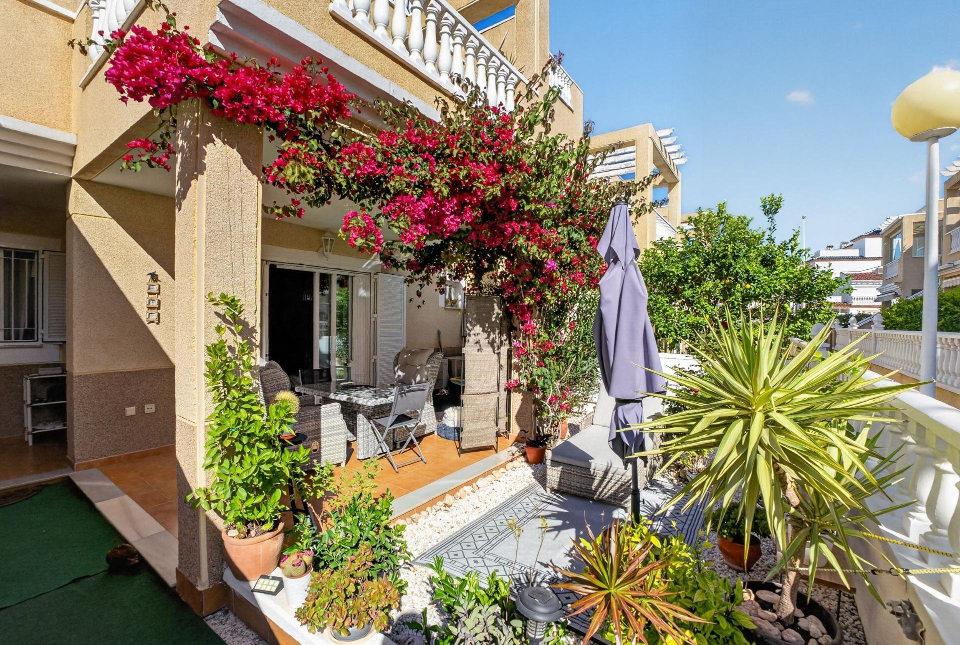 Bungalo Punta Prima, Alicante, Spānijā 1 istaba, 55 m2 Nr. 168561