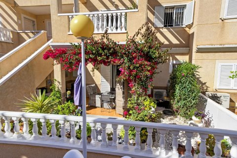 Bungalow w Punta Prima, Alicante, Hiszpania 1 sypialnia, 55 mkw. nr 168561 – zdjęcie 6