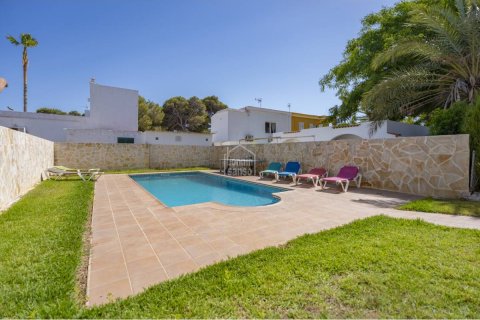 Villa zum Verkauf in Ciutadella De Menorca, Menorca, Spanien 3 Schlafzimmer, 155 m2 Nr. 168560 - Foto 2