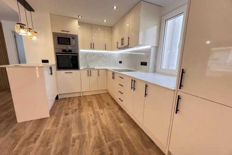 Apartment for sale Torrevieja, Alicante, Spain 3 bedrooms, 100 sq.m. No. 116236 - photo 3