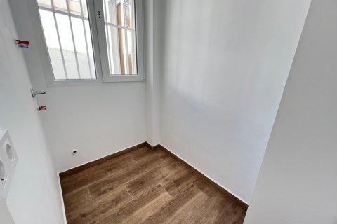 Apartment for sale Torrevieja, Alicante, Spain 3 bedrooms, 100 sq.m. No. 116236 - photo 6