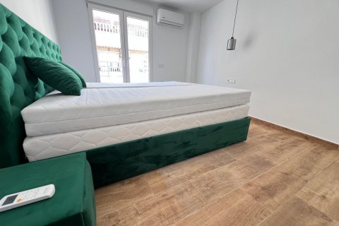 Apartment for sale Torrevieja, Alicante, Spain 3 bedrooms, 100 sq.m. No. 116236 - photo 4