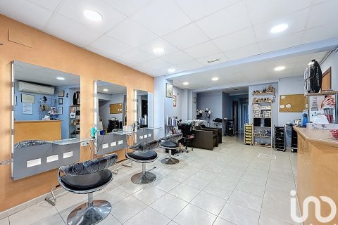 Komerciāls īpašums Vilanova i la Geltru, Barcelona, Spānijā 117 m2 Nr. 185810