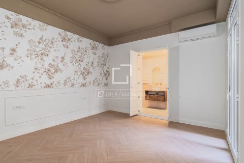Apartamento en venta en Barcelona, España 3 dormitorios, 159 m2 No. 166328 - foto 30