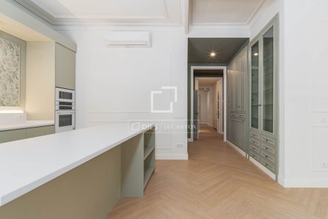 Apartamento en venta en Barcelona, España 3 dormitorios, 159 m2 No. 166328 - foto 26