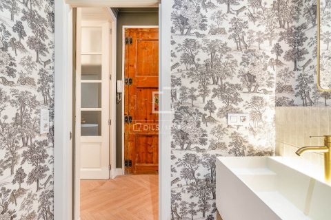 Apartamento en venta en Barcelona, España 3 dormitorios, 159 m2 No. 166328 - foto 15