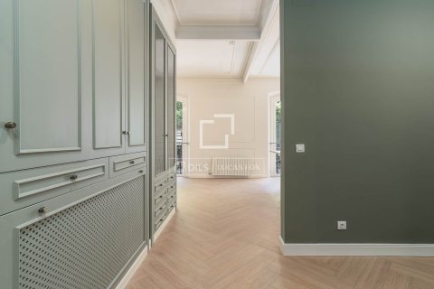 Apartamento en venta en Barcelona, España 3 dormitorios, 159 m2 No. 166328 - foto 10