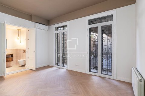 Apartamento en venta en Barcelona, España 3 dormitorios, 159 m2 No. 166328 - foto 28