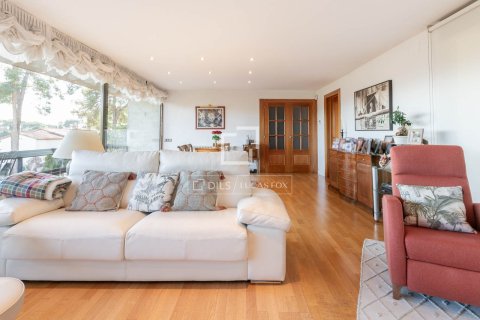 Huvila myytävänä Bellaterra, Barcelona, Espanja, 7 makuuhuonetta, 437 m2 No. 166329 - kuva 8